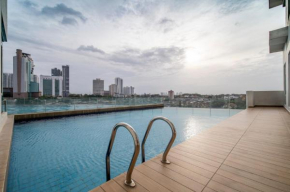 Signature Private Pool 16pax KSL Midvalley